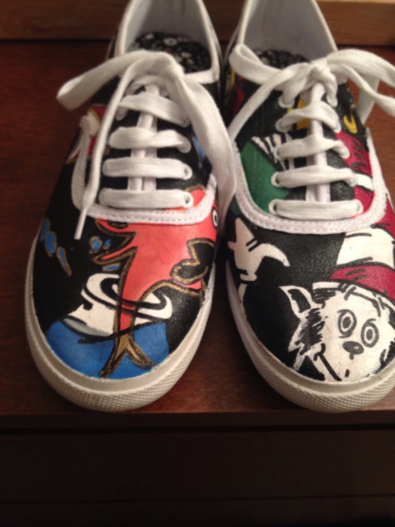Items similar to Cat in the Hat themed shoes on Etsy