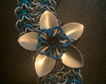 Scale flower blue and silver elf weave cuff