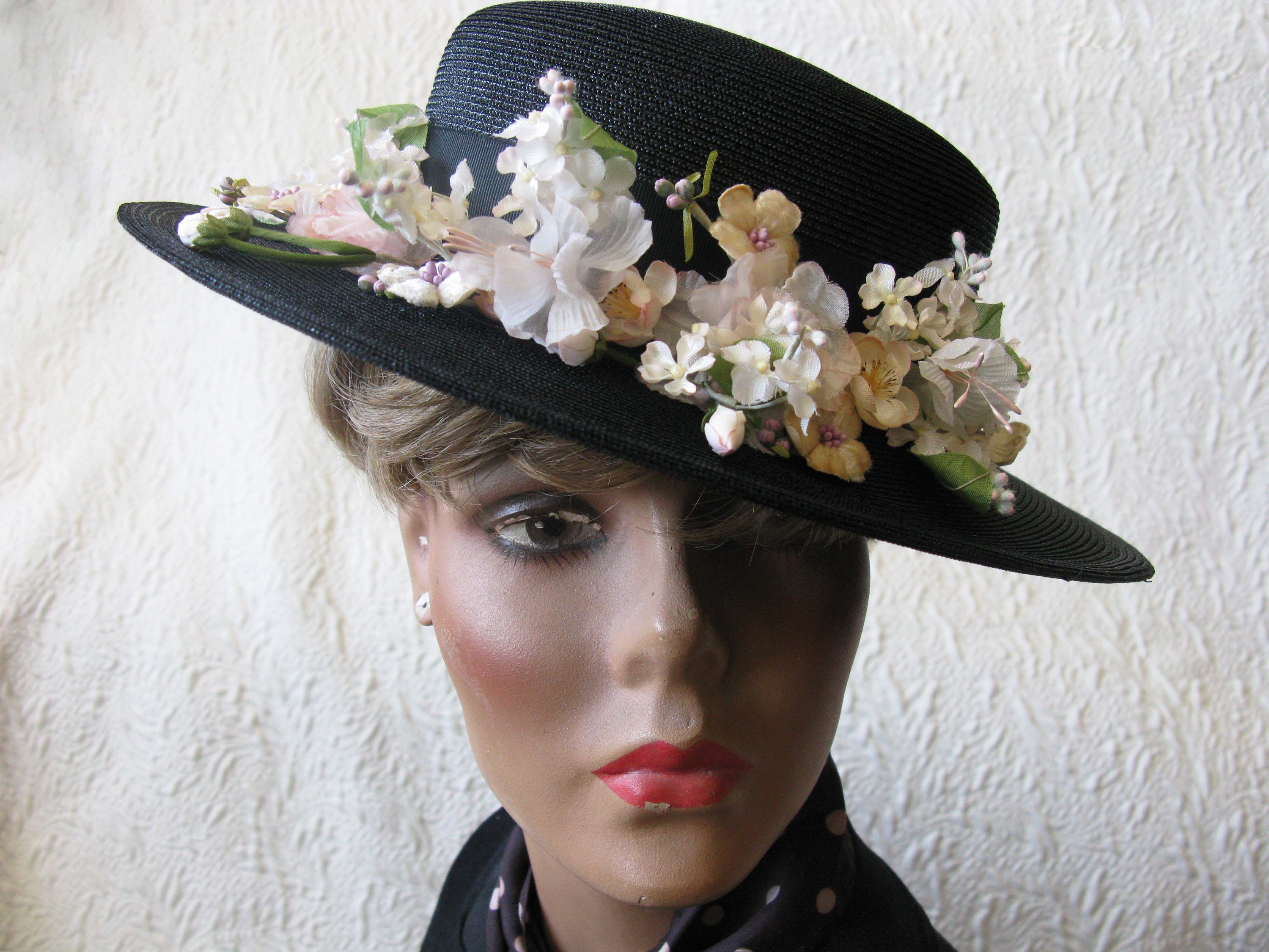 Vintage Black Straw Floral Sun Hat Wide Brim Silk Flowers Netting Garden Party 40s/50s Navy or Black Wide Brim Straw Picture Hat With Silk  main image 2