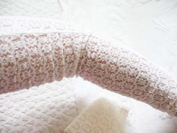 Vintage White Gloves Long Lace Opera Wedding Debu… - image 6
