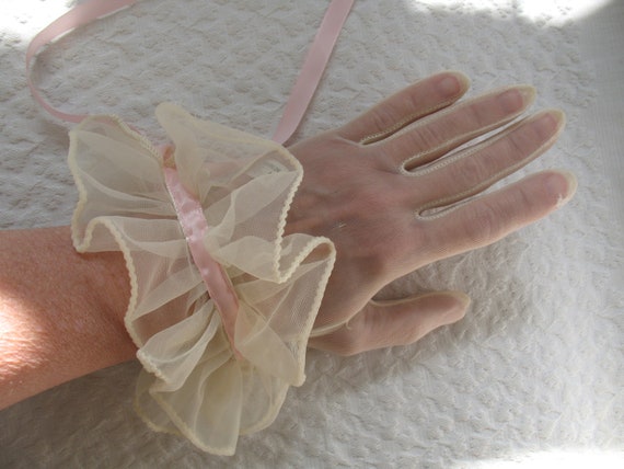 Vintage Gloves Sheer White Ruffles Pink Retro Mid… - image 6