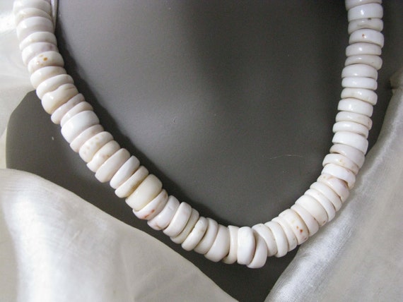 Statement puka shell best sale necklace