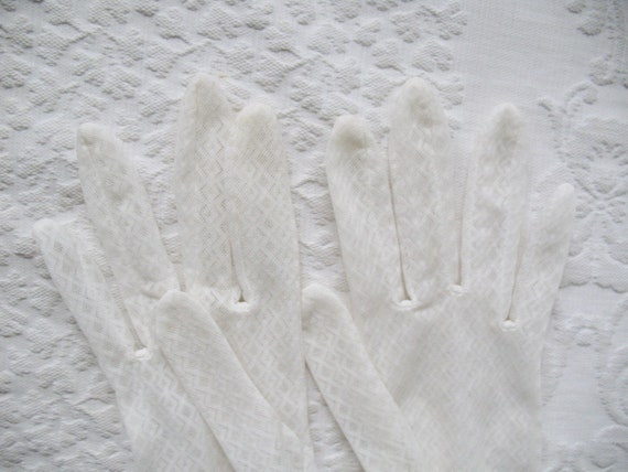 Vintage White Lace Gloves Tea Party Retro Wedding… - image 7