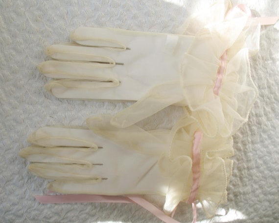 Vintage Gloves Sheer White Ruffles Pink Retro Mid… - image 8