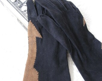 Vintage French Suede Leather Gloves, Arrow Applique - 1940s Viola Einberger