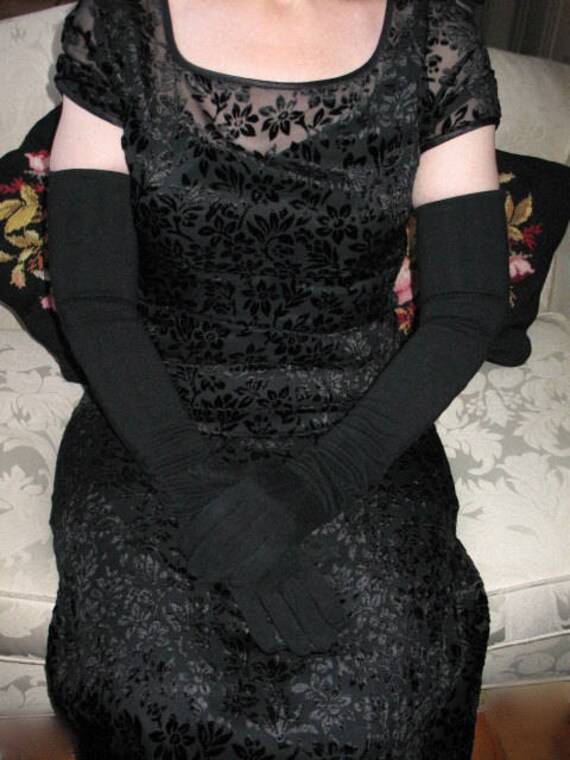 Vintage Gloves Black Long Opera Debutante Present… - image 9