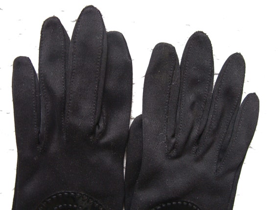 Vintage Black Gloves Sz 6 6.5 Driving Gloves Mid … - image 8