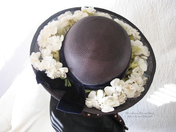Vintage Blue Straw Hat Classic  Flowers Garden Te… - image 1