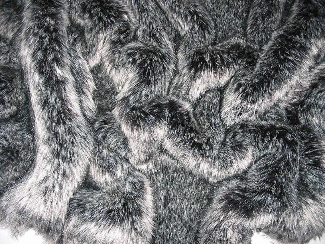Exquisite Silver Fox Faux Fur Throw/blanket, Extra Soft, Large, 60 X 72