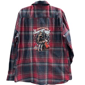 Weatherproof Vintage Ladies Button Down Flannel Soft Pink and Blue Shirt Large