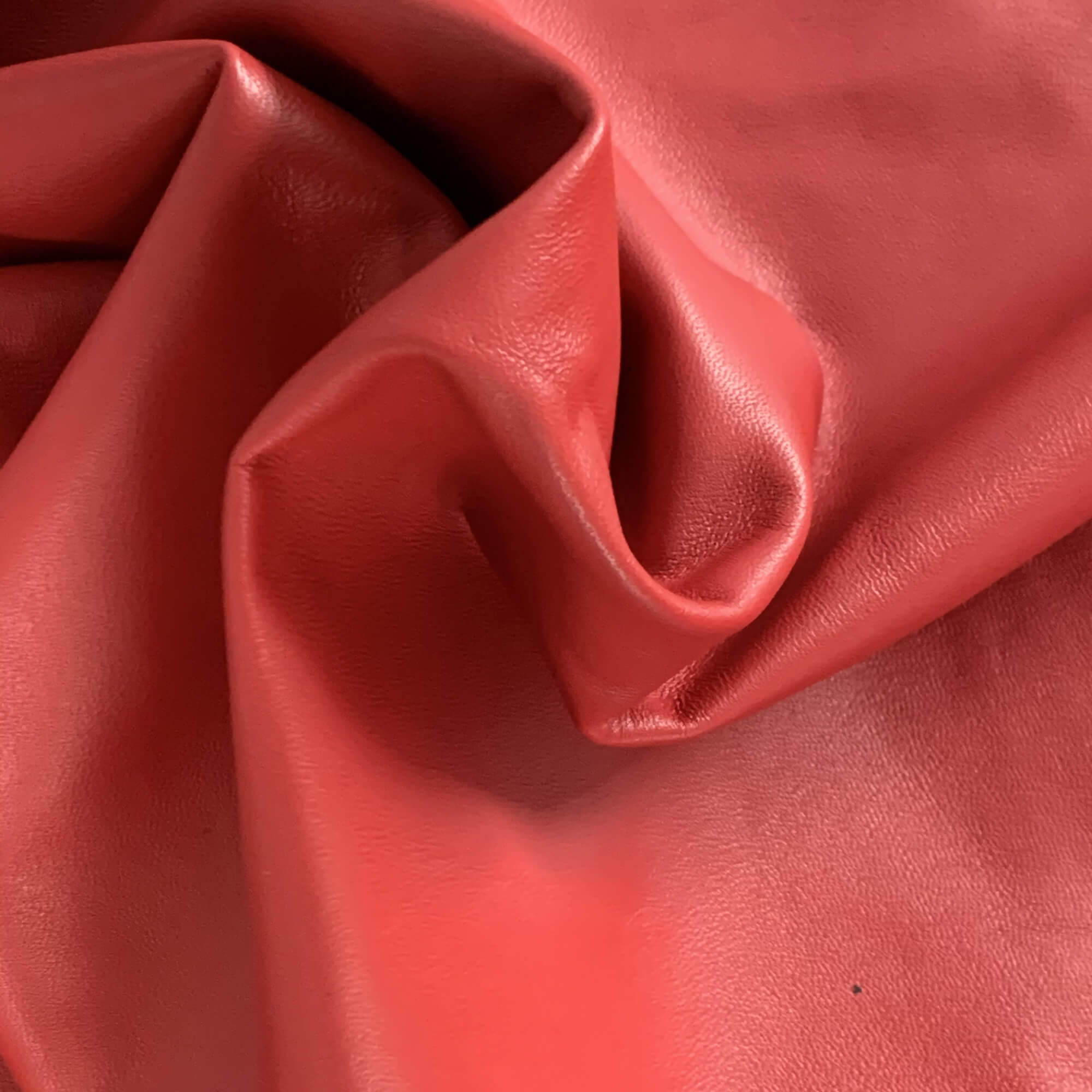 Red Leather Hides Genuine Lamb Skins Upholstery Fabric Soft Craft Fabric FS924 