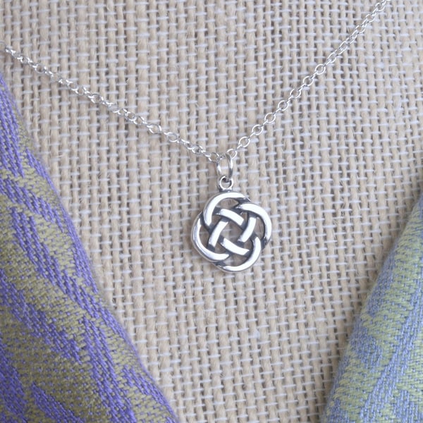 Collier noeud celtique en argent sterling - Un collier