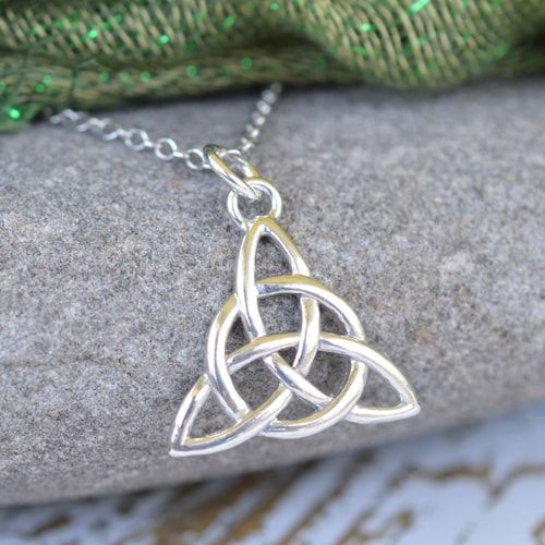 Celtic Knot Necklace 6 Trinity Triquetra Knots in a Circle Etsy