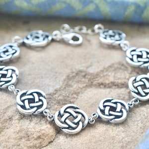Shores of Dingle Celtic Knot Solid Sterling Silver Bracelet- Medium knots