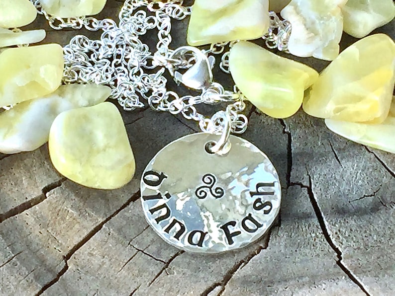 Dinna Fash Don/'t Worry Yourself Pendant Necklace