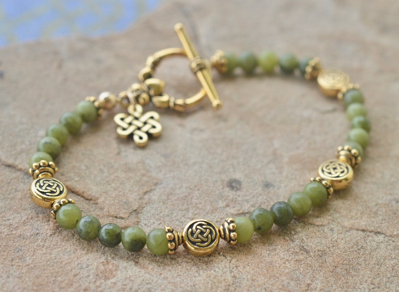 Castleknock Connemara Marble Eternity Knot with Claddagh Clasp to wear for wedding