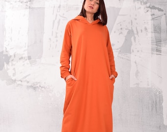Hooded dress. Fall Clothing. Sweatshirt Dress. Winter Dress. Warm Dress. Dress with sleeves. Extra long sweatshirt. Long Hoodie. UM282QC