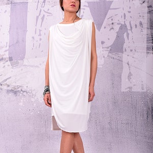 Midi dress. Loose dress. Tunic dress. Summer dress. Sleeveless dress. White dress. Layered dress. Simple dress by urbanmood. UM-129-PU