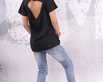 Simple black top, t shirt, blouse, with very short sleeves and open back - UM-F001-FL