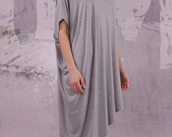 Asymmetrical gray tunic top with short sleeves, loose tunic, tunic top - UM-041-VL