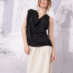 Bouse, Tuniek, Top, Blouse met asymmetrische mouwen, T-shirt, Top van UrbanMood - FP-MIMI-VL