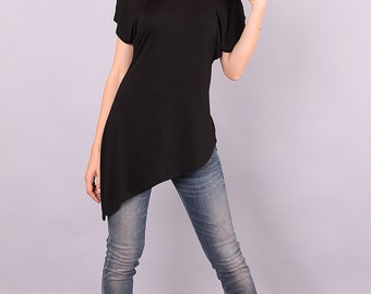 Asymmetric black top with short sleeves. Tunic with loose top. Loose tunic. Oversized tshirt. Off shoulder blouse by UrbanMood. CO-MIYA-VL