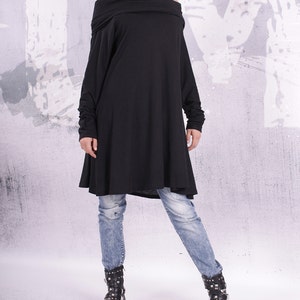 Plus size tunic/ loose tunic. Maternity top. Tunic dress. Long sleeved top. Black tunic. Black top. UM-F002-FL