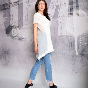 Tunic, White tunic,Cotton top, Cotton t shirt, T-shirt, White top, Casual tunic, White T-shirt, Long Top, Long tunic, Urbanmood UM-180-CO image 4