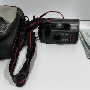 Vintage Yashica Electro 35 AF-mini Kyocera Camera