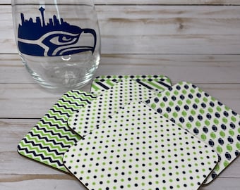 Seattle Football Stemless Wine Glasses | Customizable | The 12's | Personalized | Sports Fan