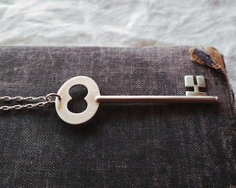 Pendentif clé en argent sterling/Collier grosse clé/Cadeau unisexe/Pendentif clé homme/Pendentif clé femme