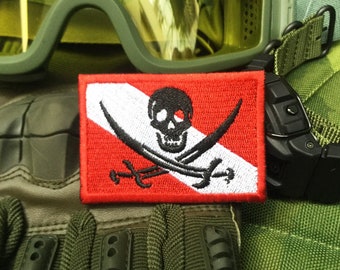 Cool Jolly Roger Pirate Tactical Dive Flag Embroidered Morale Patch Badge Diving 7cm