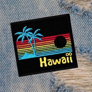 Cool Vintage 70&#39;s 80&#39;s Style Beautiful &quot;Hawaii&quot; Surfing Surfer Surf Patch for Trucker Hat or Shirt 8cm / 3.2 inch Iron On or Hook Back