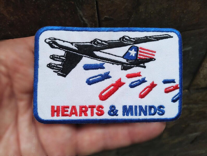 戦術戦争軍事アメリカ政治ハーツ＆マインドNWO新世界秩序士気パッチトラッカーハット/シャツ9.5 cm / 3.7インチアイロン接着またはフックバック 画像 3