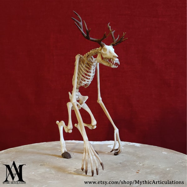 Escultura de taxidermia esqueleto Wendigo