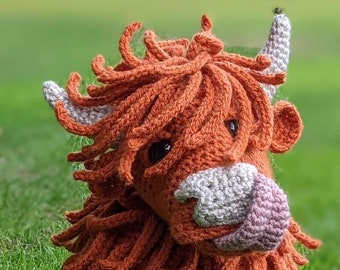 Crochet Highland Cow, PDF PATTERN ONLY, Amigurumi Doll, Tunnock, Haggis & Midge