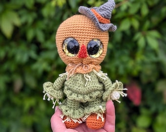 Scarecrow Crochet Pattern, Wizard of Oz Amigurumi Doll, PDF Digital Download, Crow Plushie