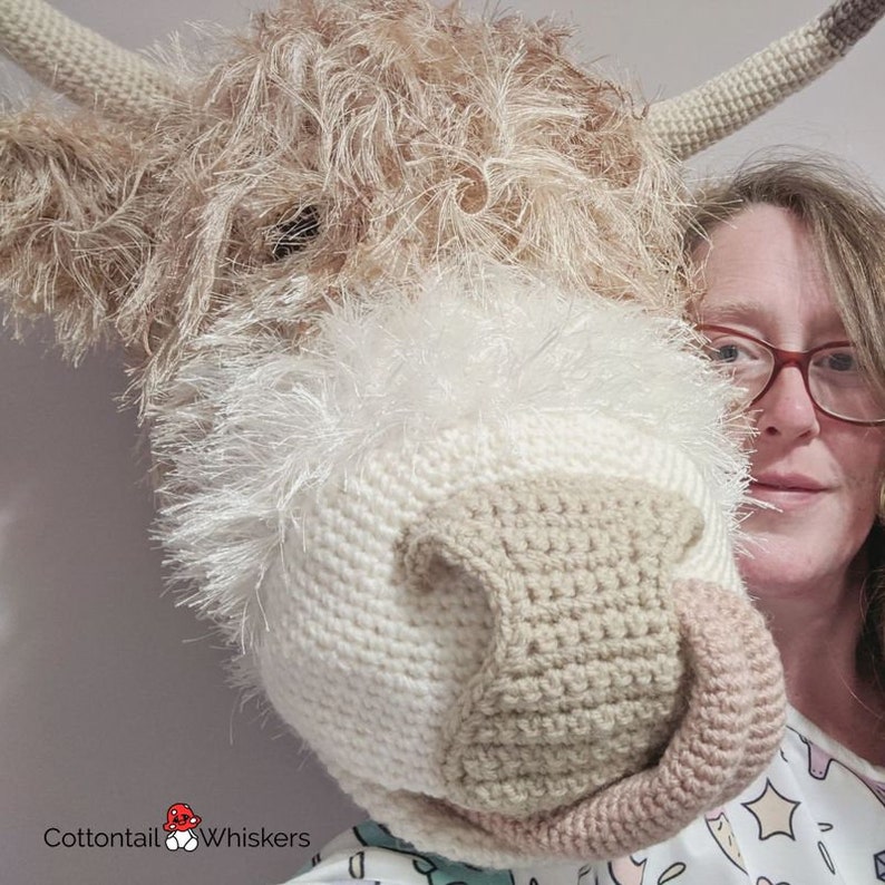 Crochet Highland Cow Trophy Head, PDF PATTERN ONLY, Amigirumi Tutorial, Faux Taxidermy Wall Decor image 9