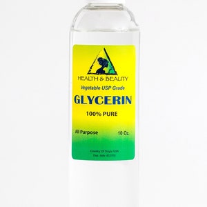 K&ouml;nnte beinhalten: Eine durchsichtige Glasflasche mit wei&szlig;em Verschluss, die eine Fl&uuml;ssigkeit enth&auml;lt. Das Etikett ist gelb und gr&uuml;n mit dem Text "HEALTH & BEAUTY", "Vegetable USP Grade", "GLYCERIN", "100% PURE", "All Purpose", "10 Oz.", "Country Of Origin USA" und "Exp. date".