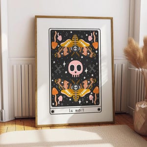 Impresión de arte mural digital con la carta del Tarot de la Polilla de la Muerte