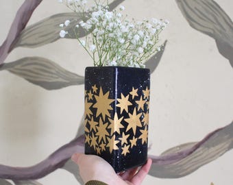 Vase en céramique peint à la main avec étoiles - Céleste, Noël, étoiles, Cottagecore,