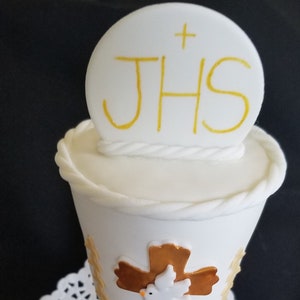 Chalice Cake Topper, Chalice Cup White W Gold, First Communion Cake Decorations, Chalice Cake Topper, Communion Decoration, Holly Communion
