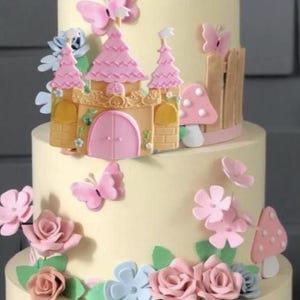 Princess Baby Shower, Princess Castle, Fairy Tale Baby Shower, Castle Cake Topper, Princess Birthday Party, Fairy Tale Castle Decoration