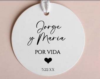 Personalized Wedding Favor Tags: Spanish Text, Por Vida, 2" Size