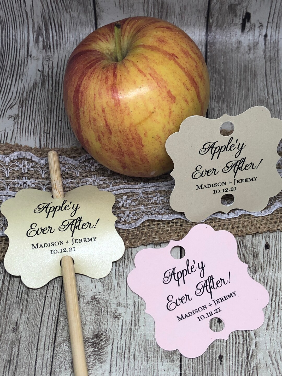 Apple Favor Tags: Personalized Wedding, Caramel Apple Theme, 2