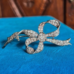 Antique Diamond Bow Brooch 18k Gold Silver Set