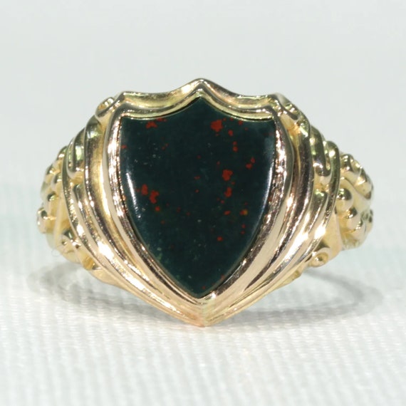 Victorian bloodstone ring deals