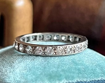 Antique Art Deco Eternity Band Platinum Diamond, c.1920 Size 9