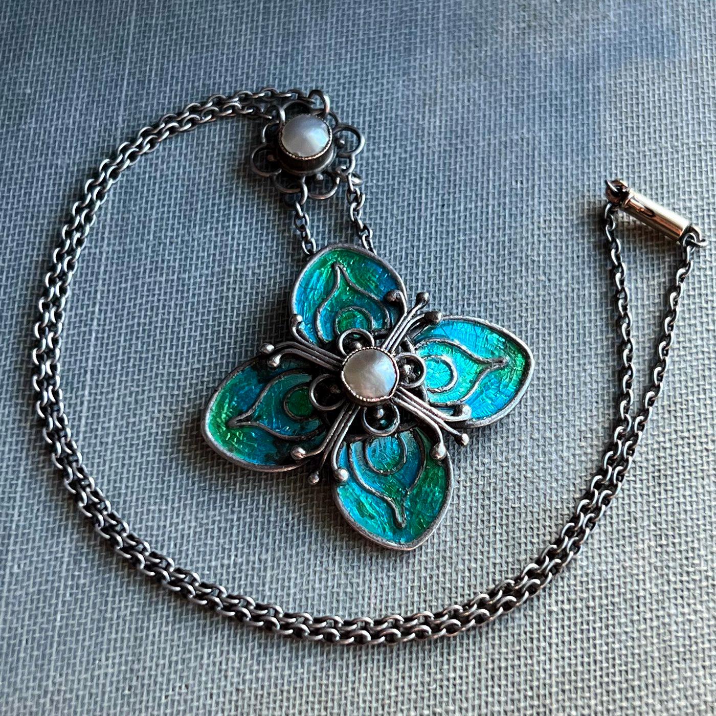 Liberty Co Necklace - Etsy