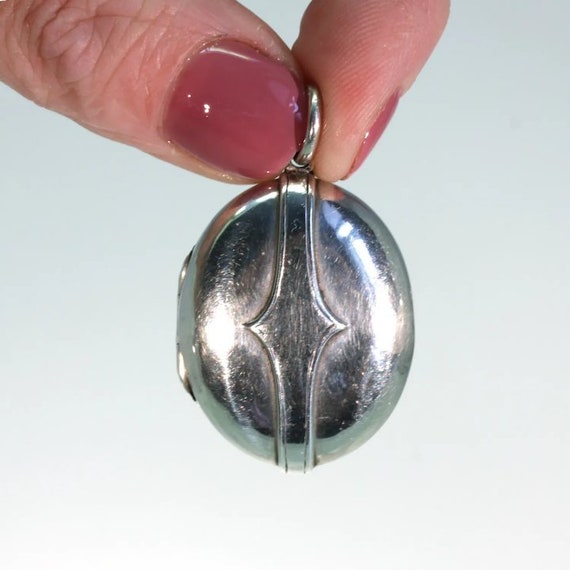 Perfect Victorian Silver Locket - image 8